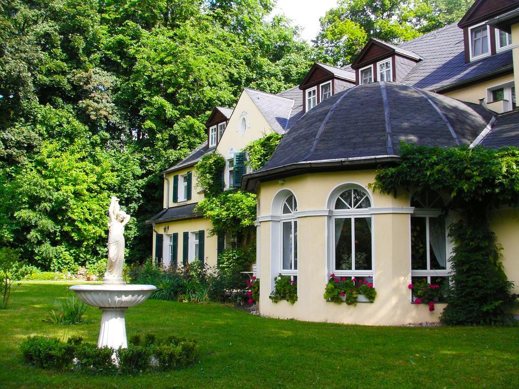 Hotel & Restaurant Bellevue Schmoelln Exterior photo